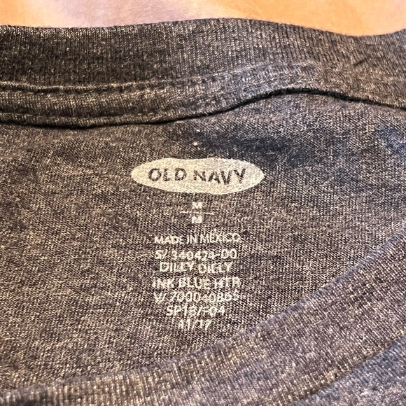 Dilly Dilly T-Shirt - Picture 3 of 3